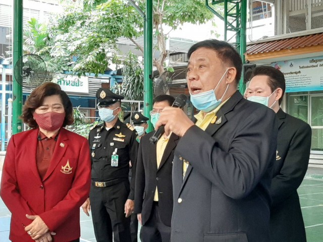 "อัศวินฯ" ลุยตรวจโรงเรียนฯ รับเปิดเทอม คุมเข้ม "โควิด19"