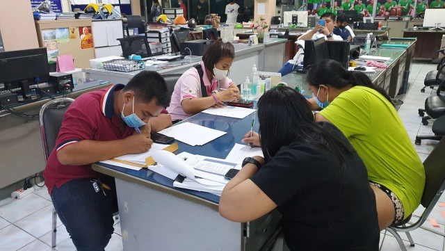 ตุ๋นวงแชร์เหยื่อ 100 รายสูญ 5 ล.บ.ปิดเฟซบุ๊คหนี