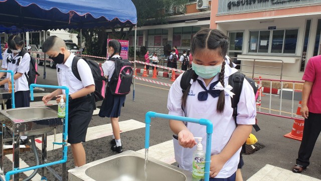 ศธจ.เชียงใหม่ยันทุกโรงเรียนเข้มป้องกันโควิด