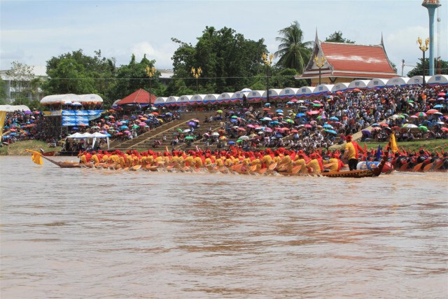 คอกีฬาทางน้ำเซ็ง งดแข่งประเพณีเรือยาว