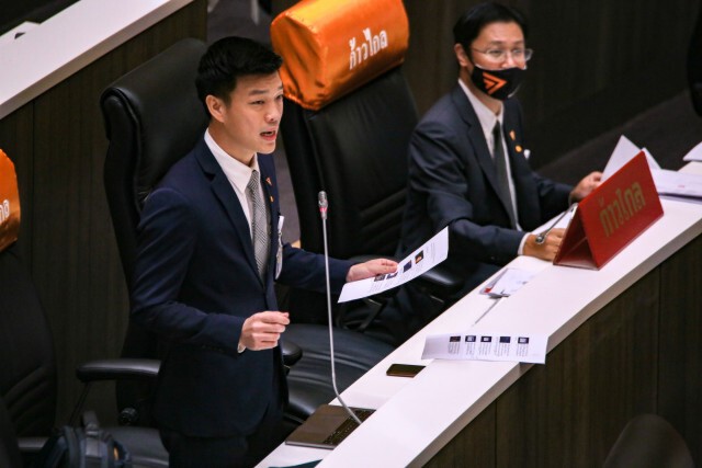 "ณัฐพงษ์"อัดจัดงบรัฐบาลดิจิทัลคงรูปที่สิ้นหวัง