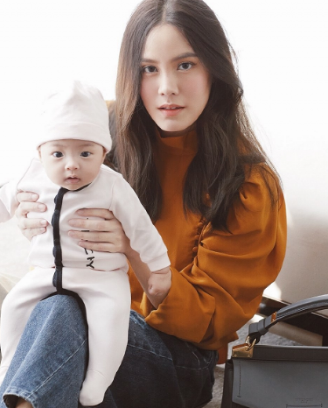 "มิกกี้ นนท์ อัลภาชน์" เผยความน่ารักของลูกน้อย"น้องโนล่า"