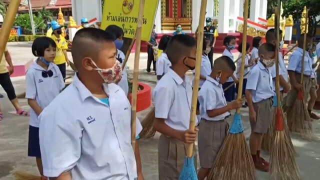 ทำความสะอาดวัดปลอดโควิด-19รับเข้าพรรษา