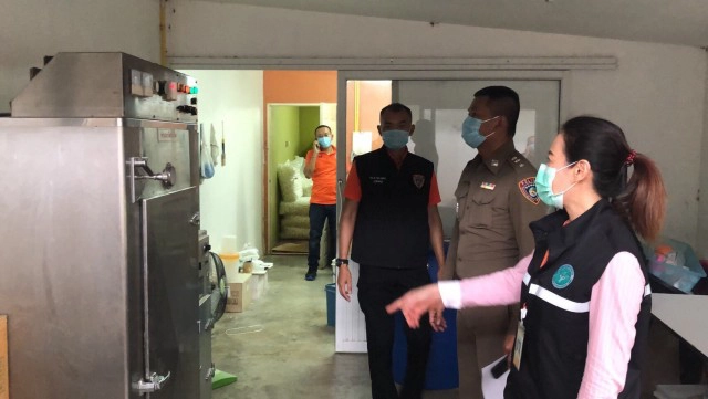 ทลายโกดังใหญ่ ผลิตยาสำหรับสัตว์ส่งขายออนไลน์