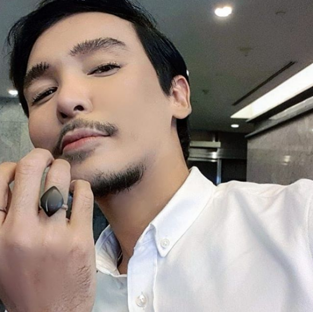‘นาธาน’ปูมหลังไม่ธรรมดา