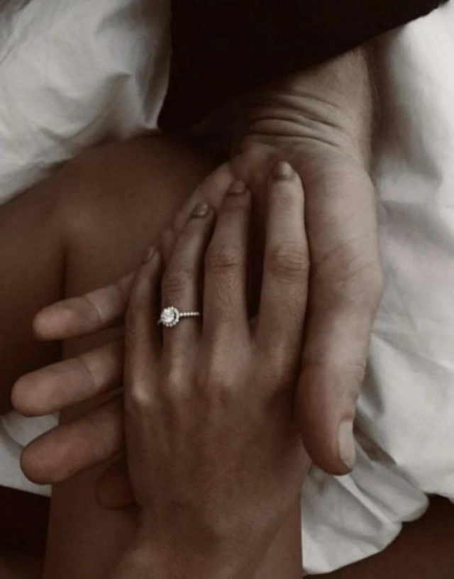 ‘ยิปซี’ อวดรูปหวานแฮ๊ปปีรัก2ปี แฟนฝรั่งลงตัว