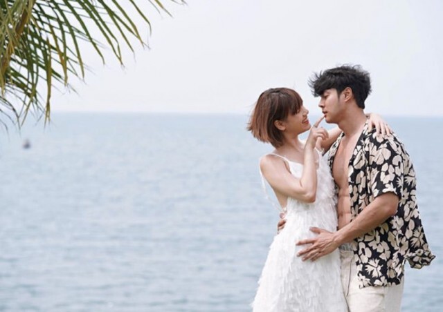 แมน-เกล โชว์ความหวานฉลองรักก้าวสู่ปีที่15