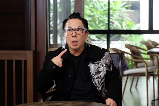 "ไก่ สมพล" เผยรสนิยมทางเพศกับความรักที่หลบซ่อนนาน 30 ปี