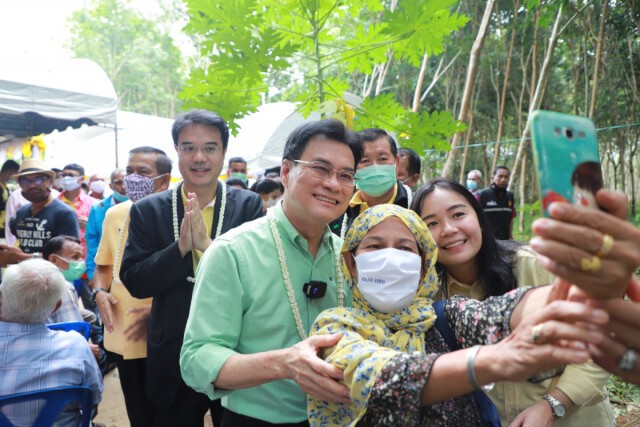 'จุรินทร์'ยันเดินหน้าประกันรายได้พืชเกษตรต่อ