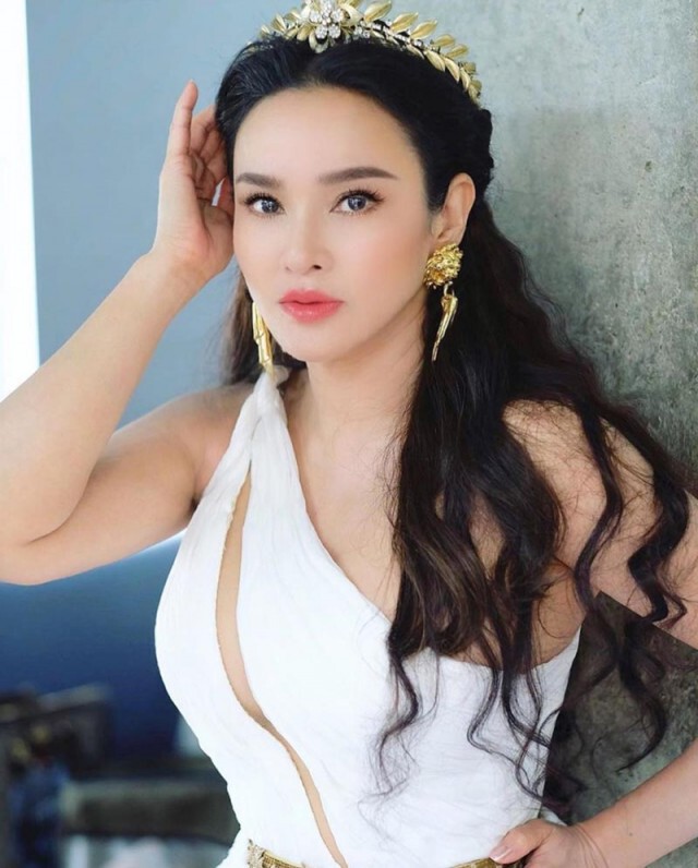 ภาพล่าสุด 'ใหม่ เจริญปุระ' ยังคงแซ่บ ในชุดว่ายน้ำสุดเซ็กซี่