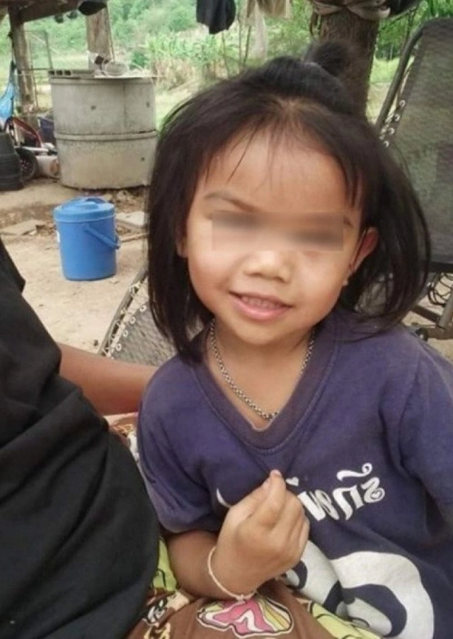 ทัวร์ลงน้องสะดิ้งพี่สาวน้องชมพู่คาใจต้องรู้เห็นอะไรสักอย่าง