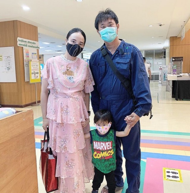 'กุญแจซอล' คลอดลูกสาว ตั้งชื่อ 'น้องรันเวย์'