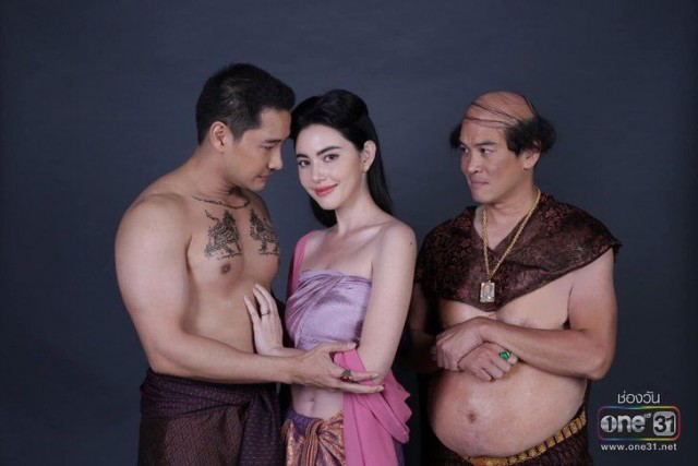 แฟนๆตกใจ \'ชาคริต แย้มนาม\' กลายร่างเป็น \'ขุนช้าง\' หัวล้านพุงพลุ้ย