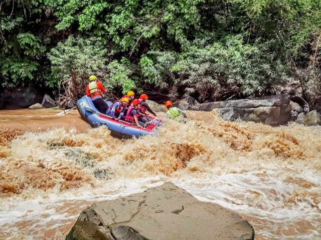 เริ่มแล้วล่องแก่งลำน้ำเข็ก แบบ New Normal