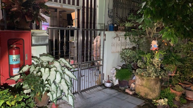 โมโห...ยายแทงเพื่อนบ้านเจ็บเหตุเกิดจากหมากัดกัน