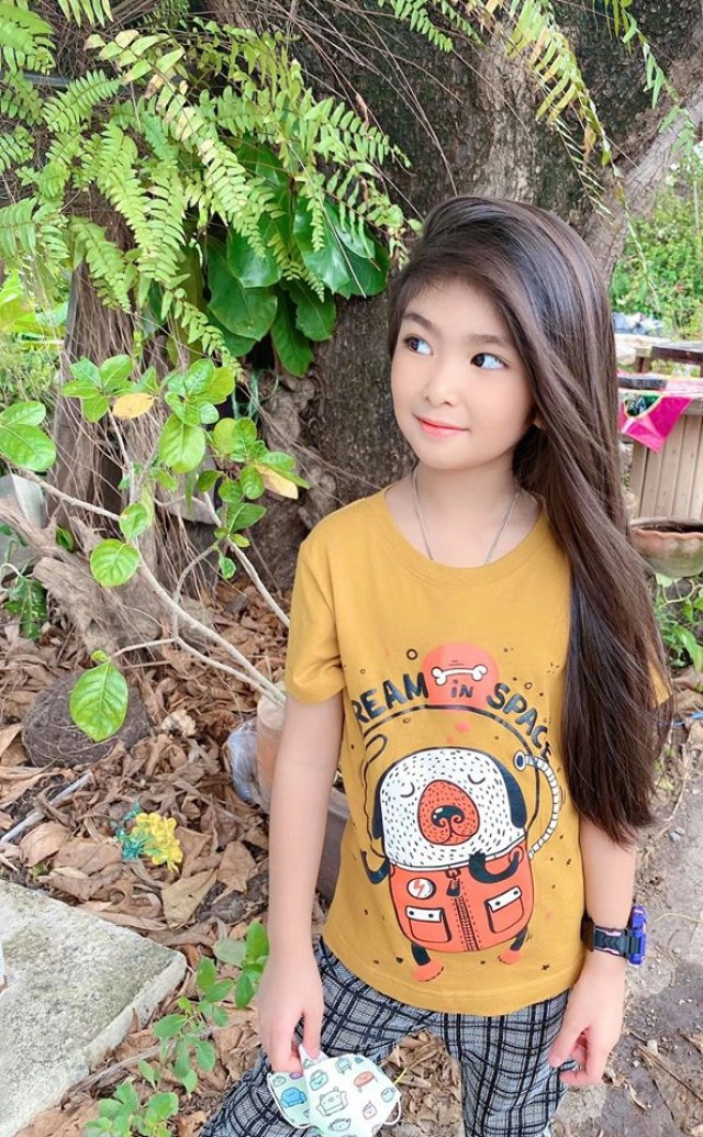 น้องผักบุ้ง สาวน้อยวัย 6 ขวบ กับความสวยที่ไม่ธรรมดา