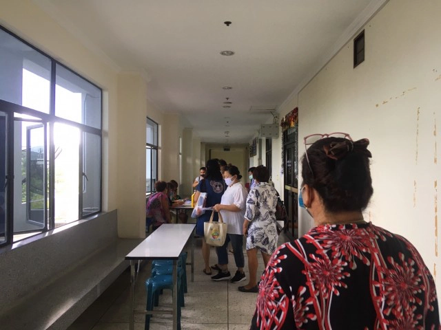 แห่ขึ้นทะเบียน ผู้ค้าสลากโควต้าจังหวัด กว่า 1 พันคน