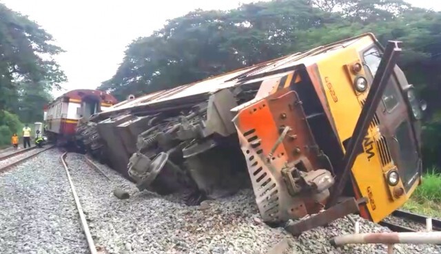 รถไฟตกรางที่สถานีบ้านใหม่ จ.พิษณุโลก