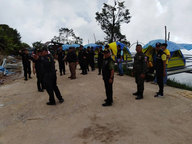 กวาดล้างพื้นที่บุกรุกผาหัวสิงห์ยึด13ไร่