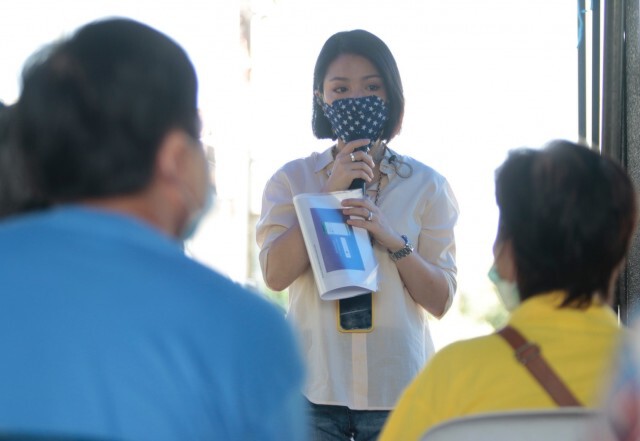 "มาดามเดียร์"นำกลุ่มดาวฤกษ์ รับฟังปัญหาชาวบางกะปิ