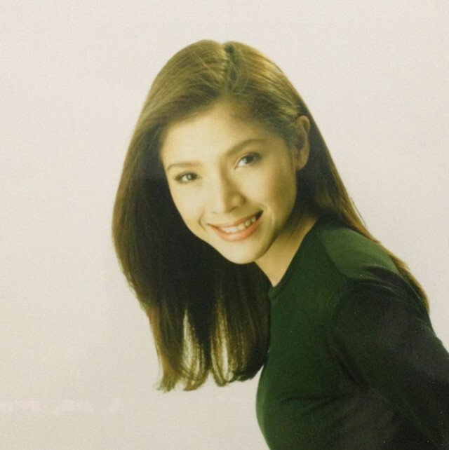 อดีตพระเอกคู่ขวัญ "เอกรัตน์" ส่งดอกไม้ช่อโต ให้กำลังใจ "นิ้ง"