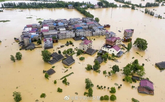 จีนประเมินค่าเสียหายน้ำท่วม รวมแล้วกว่า 3.6 แสนล้านบาท