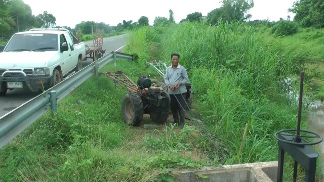 สูบน้ำเข้านาข้าวระยะทางเกือบ2กม.