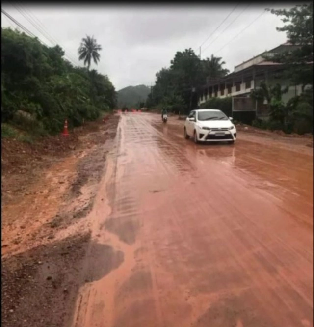 สีสันโซเชียล "สาวผจญภัยไปโรงเรียน"
