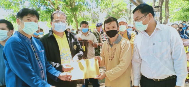 ยื่นหนังสือค้านอุทยานเก็บเงิน "ถ้ำลอด"