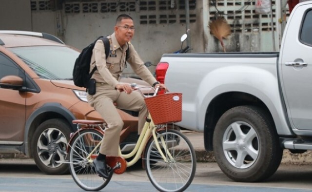 ภาพประทับใจพ่อบักตาวผู้ว่าฯน้ำดี เห็นแล้วไม่สงสัย อยู่ที่ไหนก็มีแต่คนรัก