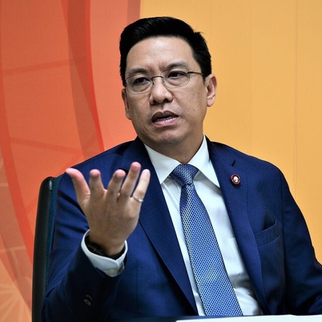 ถาม "พุทธิพงษ์" เมื่อไหร่จะดำเนินคดีเครือข่ายปั่นกระแสโซเชียล?