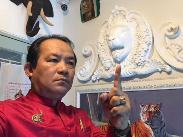 ศรีสุวรรณ จี้ตำรวจ เร่งเอาผิดแกนนำม็อบนศ. และส.ส. ที่ให้ท้ายการชุมนุม
