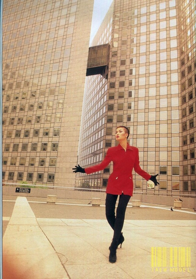 ย้อนอดีตฮือฮาของ "แอ๊นท์  ธรัญญา" โชว์ผม "สกินเฮด" ที่กรุงปารีส