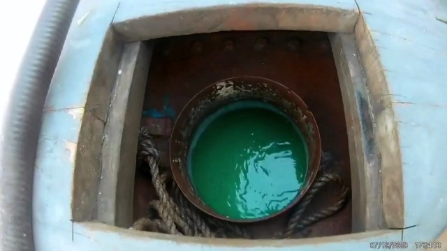 จับเรือประมงดัดแปลง ขนน้ำมันเถื่อนกลางอ่าวไทย