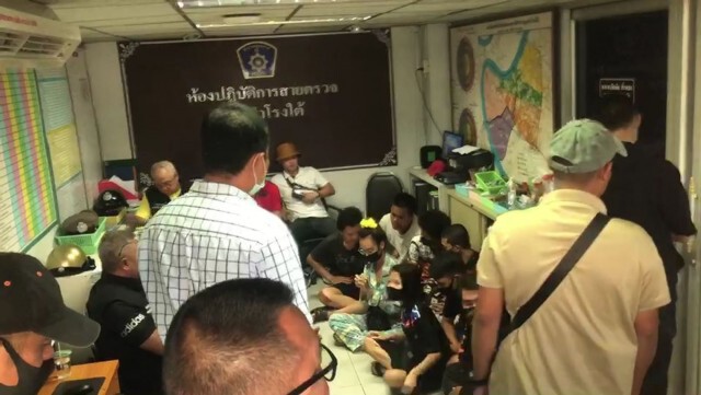 2 หนุ่มพี่น้องสารภาพบุกชกหมอ-พยาบาลในห้องฉุกเฉินในโรงพยาบาล