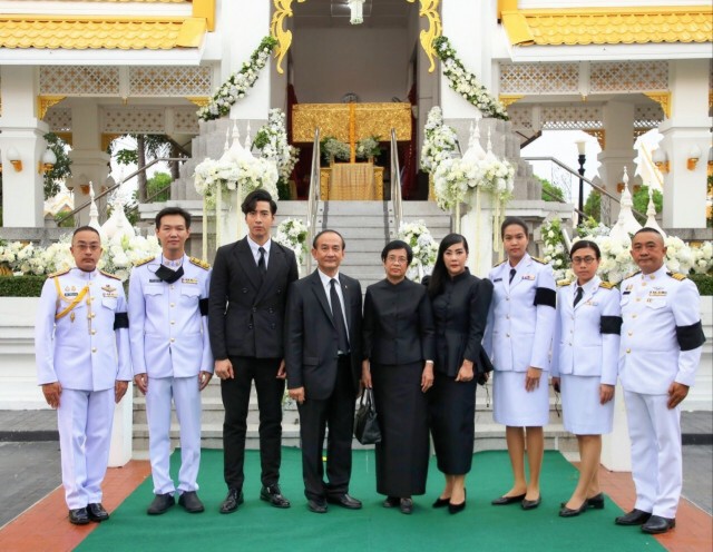 พระราชทานเพลิงศพ คุณพ่อ "โย่ง อาร์มแชร์"