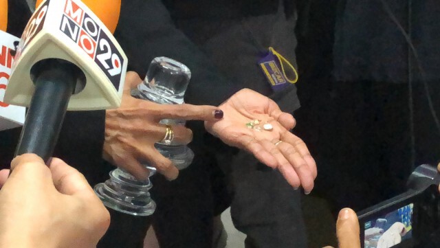 "ช.อ้น ณ บางช้าง" ถูกตุ๋น 2 แสน บูชา "หินกรวด"