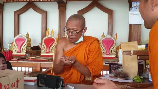 เจ้าอาวาสวัดเจดีย์(ไอ้ไข่)ยันทำตามระเบียบวัด