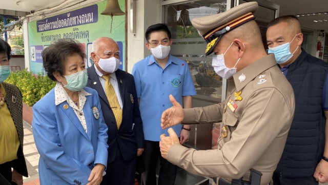 ผอ.ศูนย์วิจัยเพื่อการควบคุมยาสูบฯ ให้กำลังใจแพทย์สมุทรปราการ