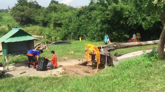 รื้อสร้างใหม่ศาลเจ้าแม่ตะเคียน  ให้โชคเลขท้าย 2 ตัว 500 ใบ