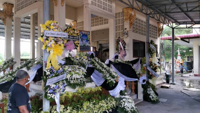 เมรุวัดบางละมุงระเบิดสัปเร่อ เจ็บสาหัส