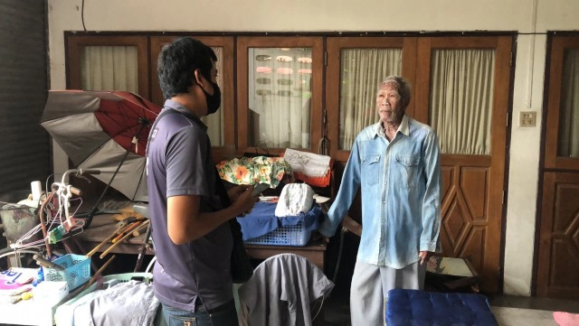 เปิดภาพลุงจรรย์ ช่วยชีวิต ต่าย มนัสนันท์