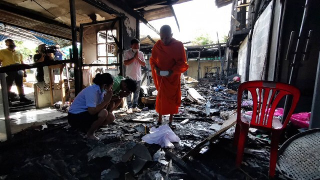 พบพิรุธเจ้าของร้านข้าวหมูแดงดับคากองเพลิง