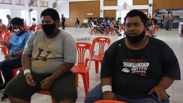 เกณฑ์ทหารด่านช้างวันแรกคึกคัก