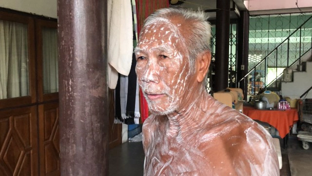 เปิดภาพลุงจรรย์ ช่วยชีวิต ต่าย มนัสนันท์