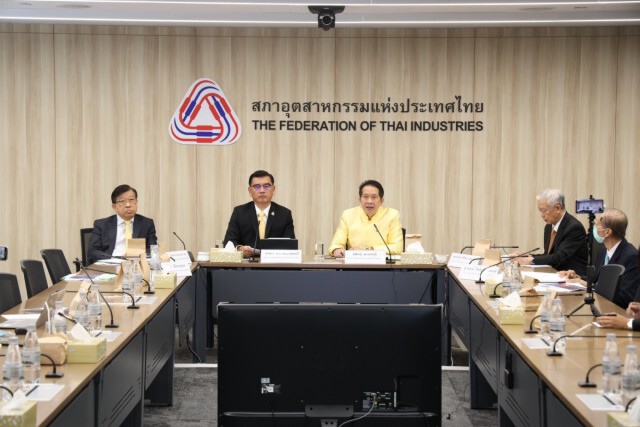 เอกชนชงภาครัฐเร่งกระตุ้นเศรษฐกิจภูมิภาค