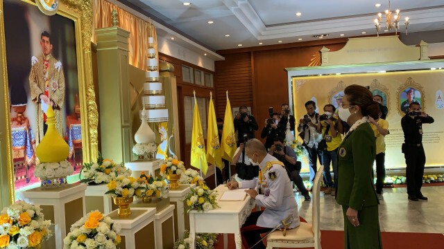 ผบ.ทบ.ขอทุกคนสำนึกในพระมหากรุณาธิคุณในหลวง-ราชวงศ์จักรี