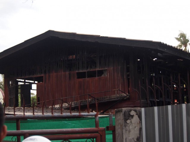 ประชุมถกพิรุธ เหตุเพลิงไหม้ร้านข้าวหมูแดง