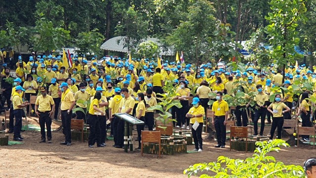 นายกฯฝากเยาวชน "ทุกคนคือคนไทย"