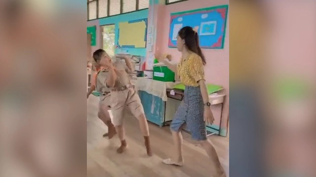 ครูสาว นักเรียน อัดคลิปเมาคลีล่าสัตว์สนั่นโซเชียล